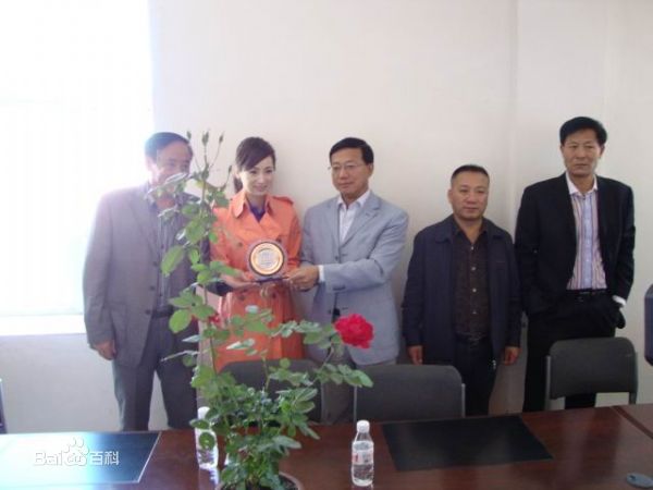 罗霖(Candy)出席活动图片图册