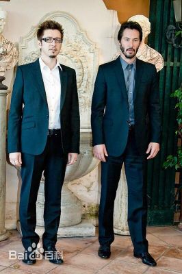 基努·查尔斯·里维斯(Keanu Charles Reeves)地球停转之日_各地宣传壁纸壁纸