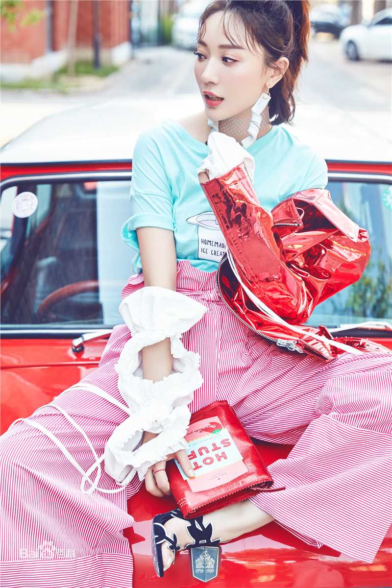 王文绮(Vicky.Q)外拍素颜照相册