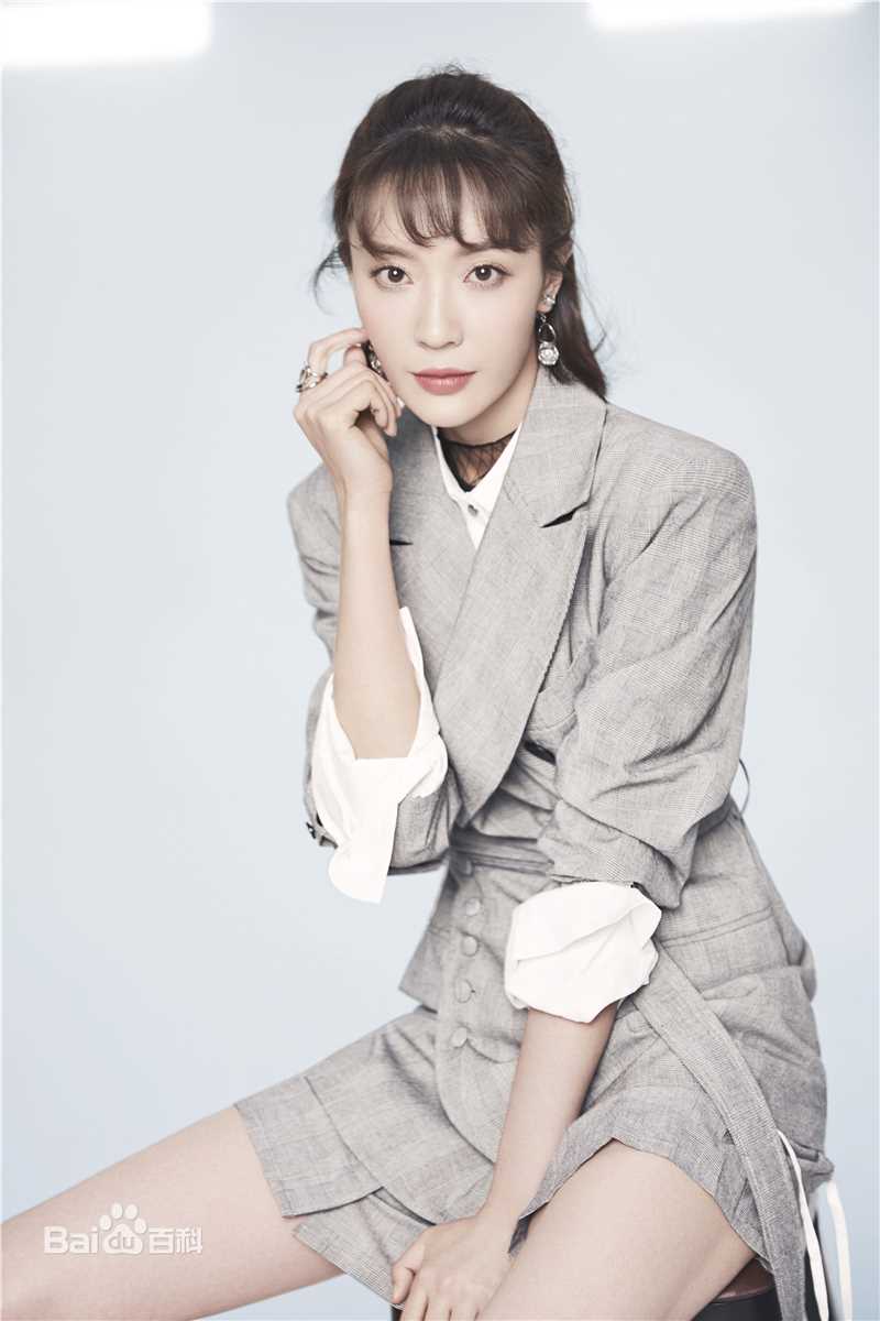 王文绮(Vicky.Q)最新壁纸