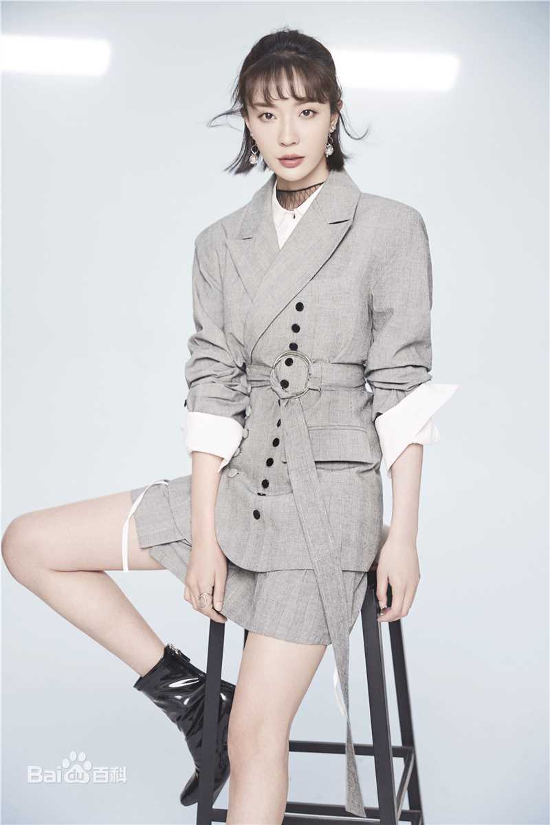王文绮(Vicky.Q)最新壁纸