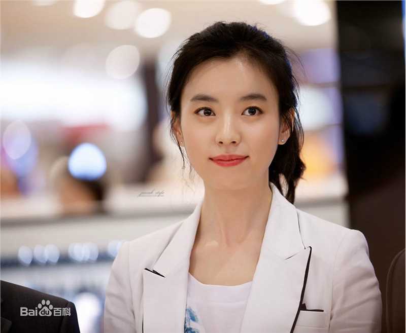 韩孝周(Han HyoJoo、ハンヒョジュ)活动照壁纸壁纸