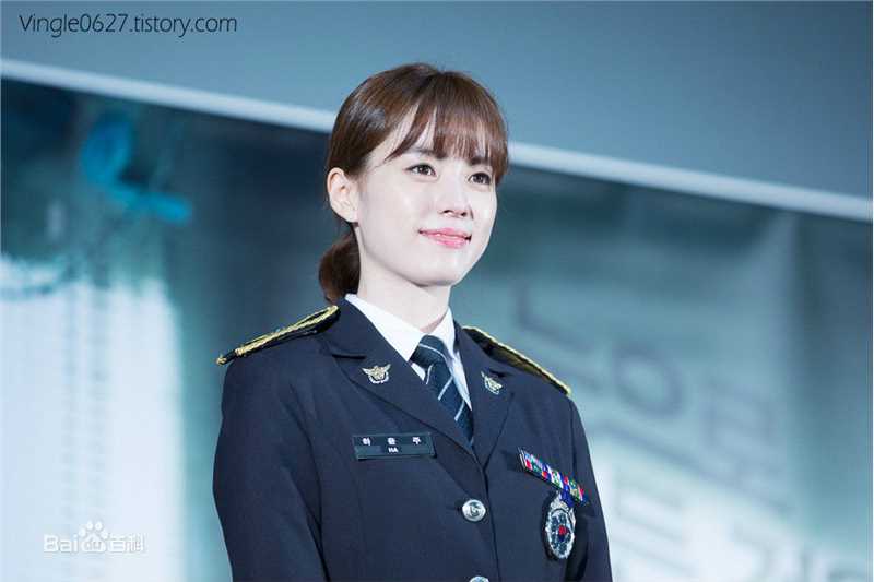 韩孝周(Han HyoJoo、ハンヒョジュ)活动照壁纸壁纸