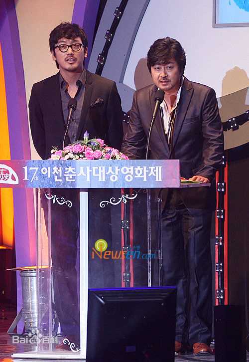 最新金伦奭(Kim Yun Seok)金允石精彩图册