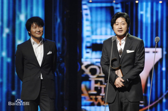 最新金伦奭(Kim Yun Seok)金允石精彩图册