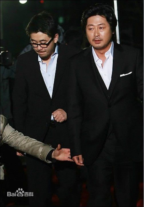 最新金伦奭(Kim Yun Seok)金允石精彩图册