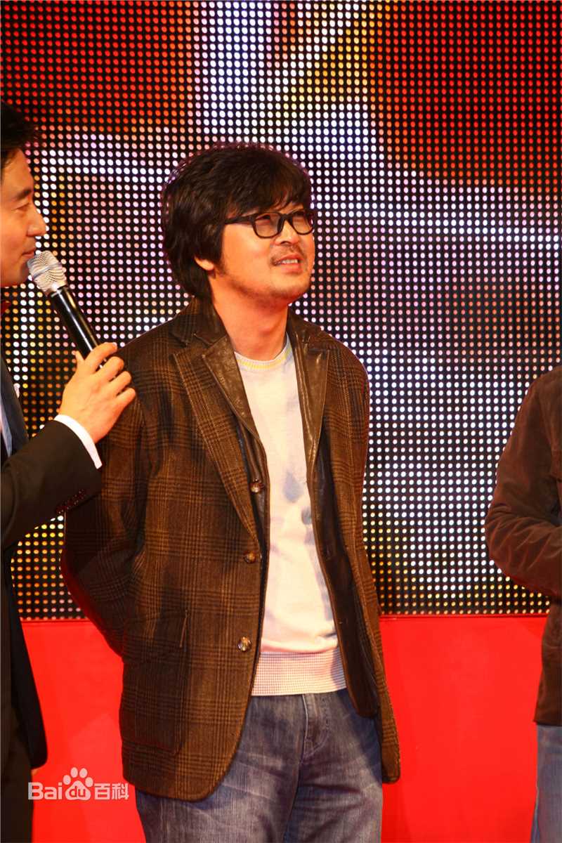 最新金伦奭(Kim Yun Seok)金允石精彩图册