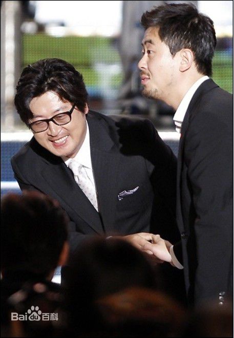 最新金伦奭(Kim Yun Seok)金允石精彩图册