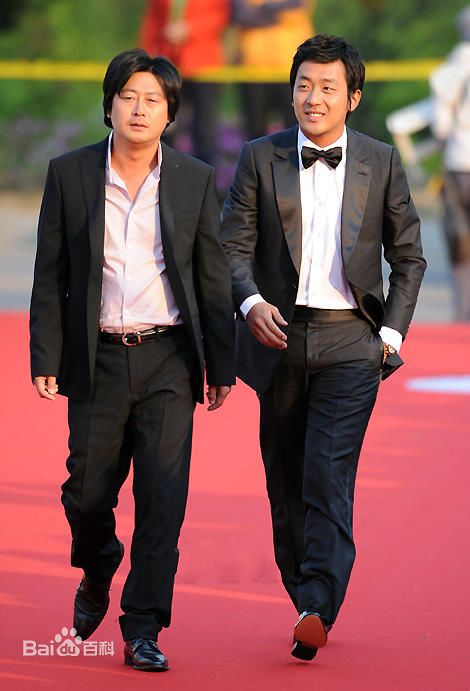 最全金伦奭(Kim Yun Seok)金允石精彩图册