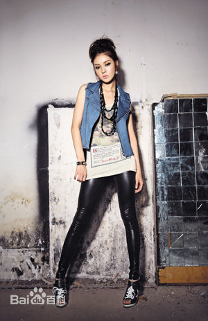 维妮最全《昕薇》杂志相册