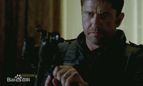 杰拉德·巴特勒(Gerard Butler) 奥林匹斯的陷落图片前后照片