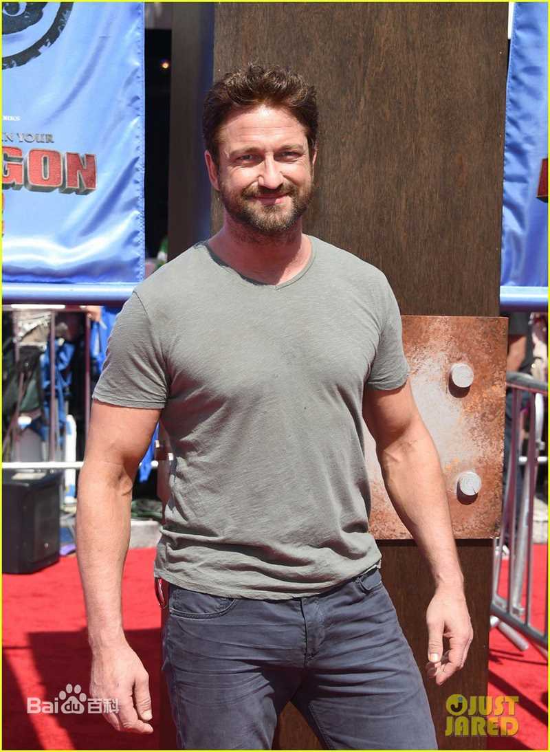 杰拉德·巴特勒(Gerard Butler) 驯龙高手2 图片图册
