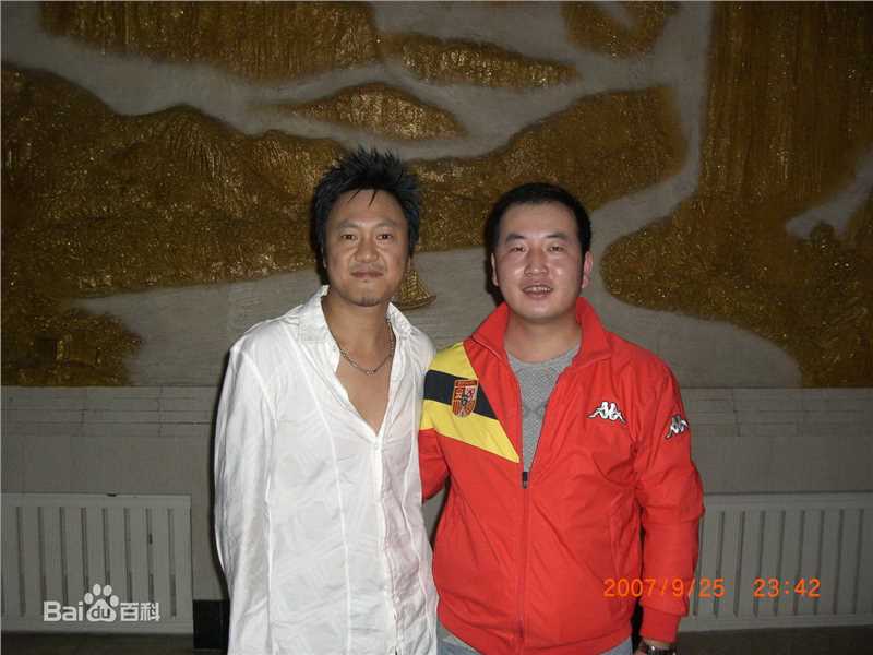 高明骏生活照二素颜照相册