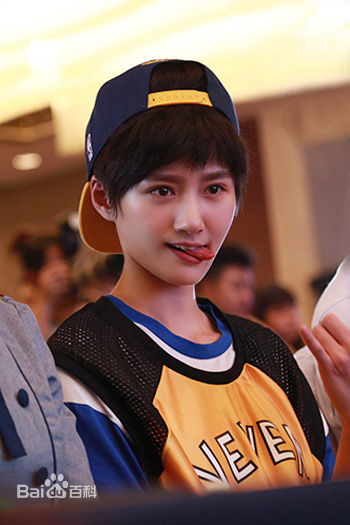 最全徐悦在《致青春》朱小北中的相册