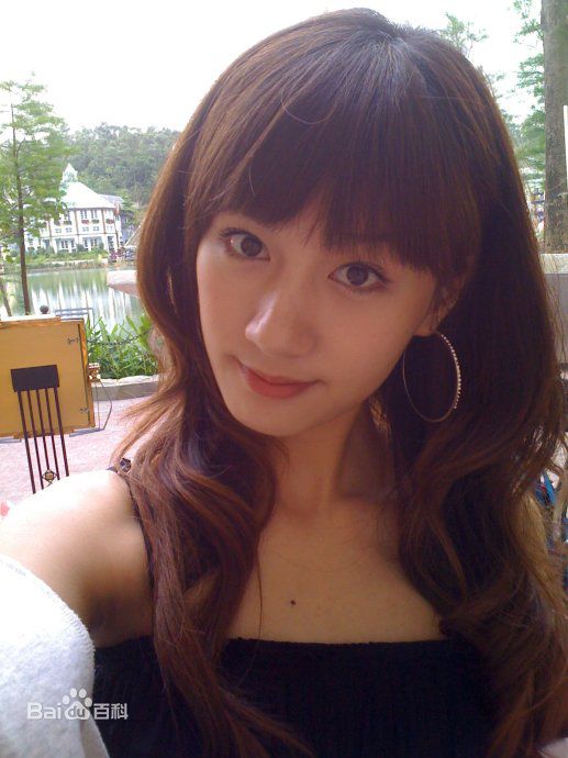 高清徐悦在《一起又看流星雨》饰演金娜娜中的图集