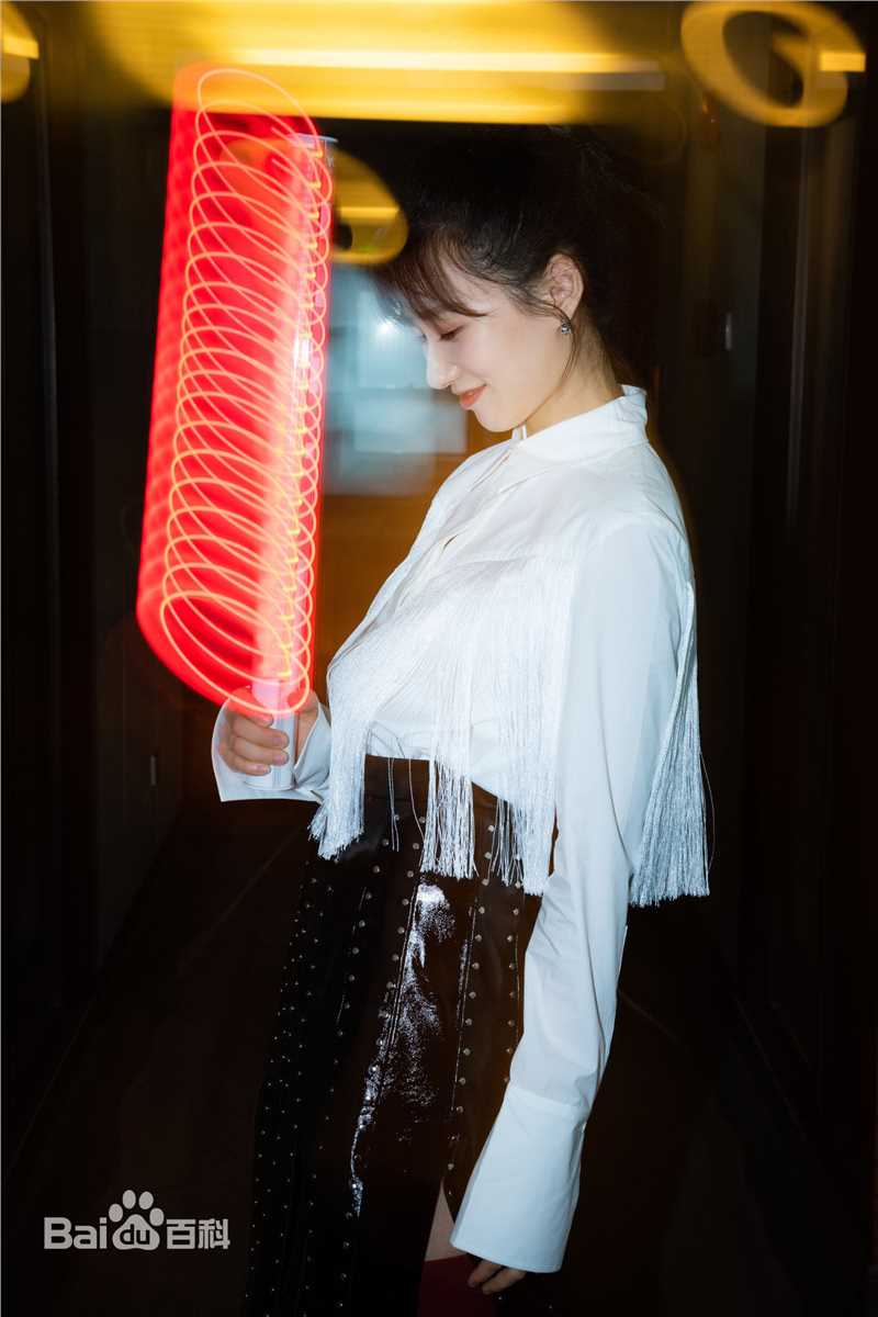 徐悦盛典活动生活照