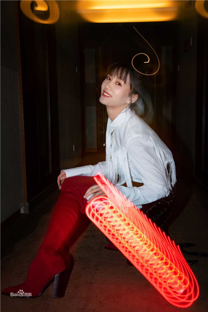 徐悦盛典活动生活照