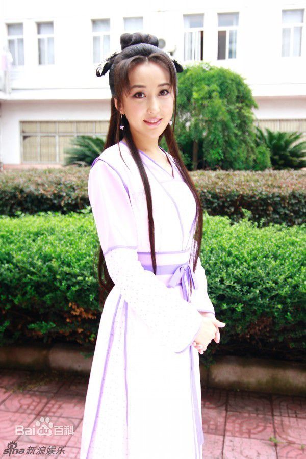 最全杜若溪(sunny)在电视剧《济公2》造型中的相册