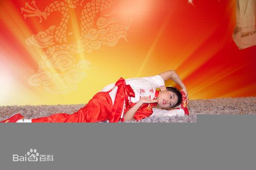 关德兴嫡孙关照洋图片图集