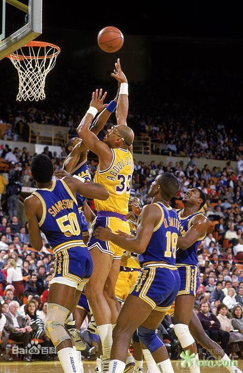 卡里姆·阿布杜尔-贾巴尔(Kareem Abdul-Jabbar)前后照片