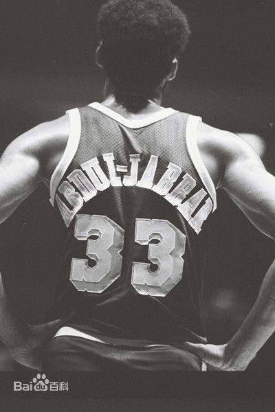 卡里姆·阿布杜尔-贾巴尔(Kareem Abdul-Jabbar)赛场之外图片图集