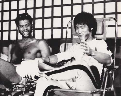 卡里姆·阿布杜尔-贾巴尔(Kareem Abdul-Jabbar)贾巴尔与李小龙图册