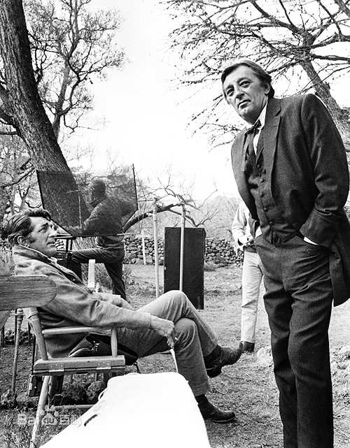 精选罗伯特·米彻姆(Robert Mitchum)精彩图册