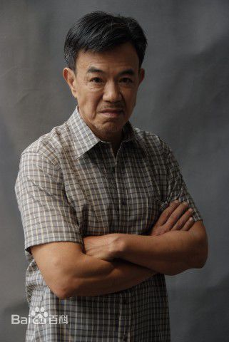 最新王道在《亲爱的，回家》中的壁纸