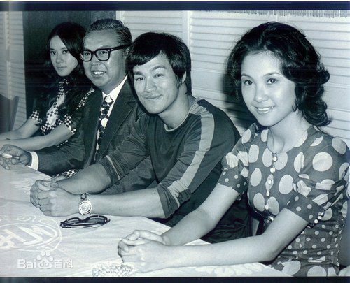 精选衣依(Maria Yi)