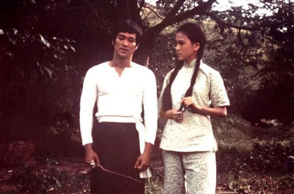 精选衣依(Maria Yi)