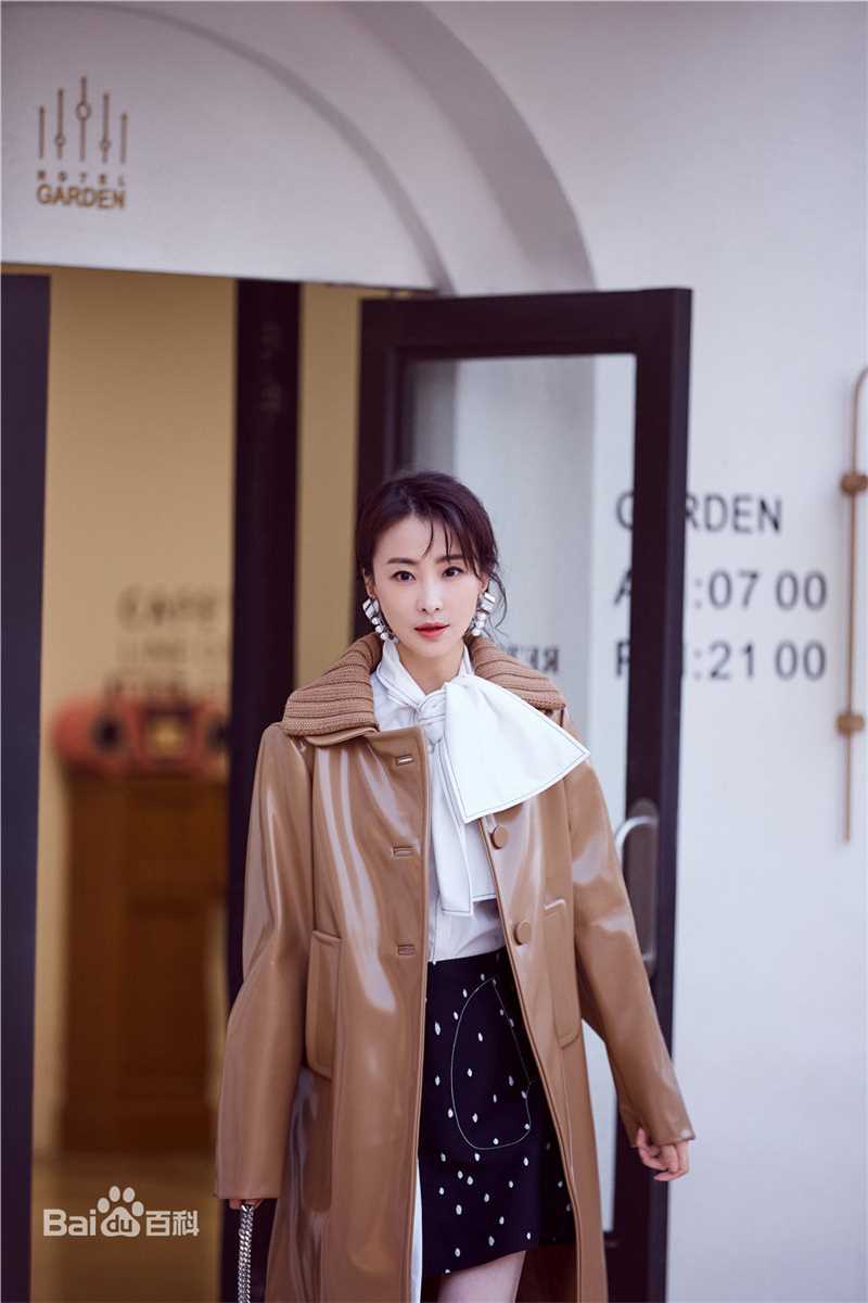 林静街拍前后照片