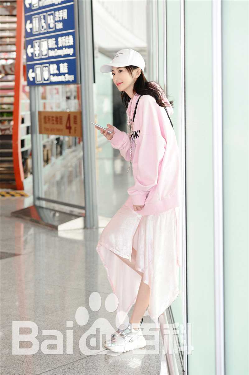 林静街拍前后照片