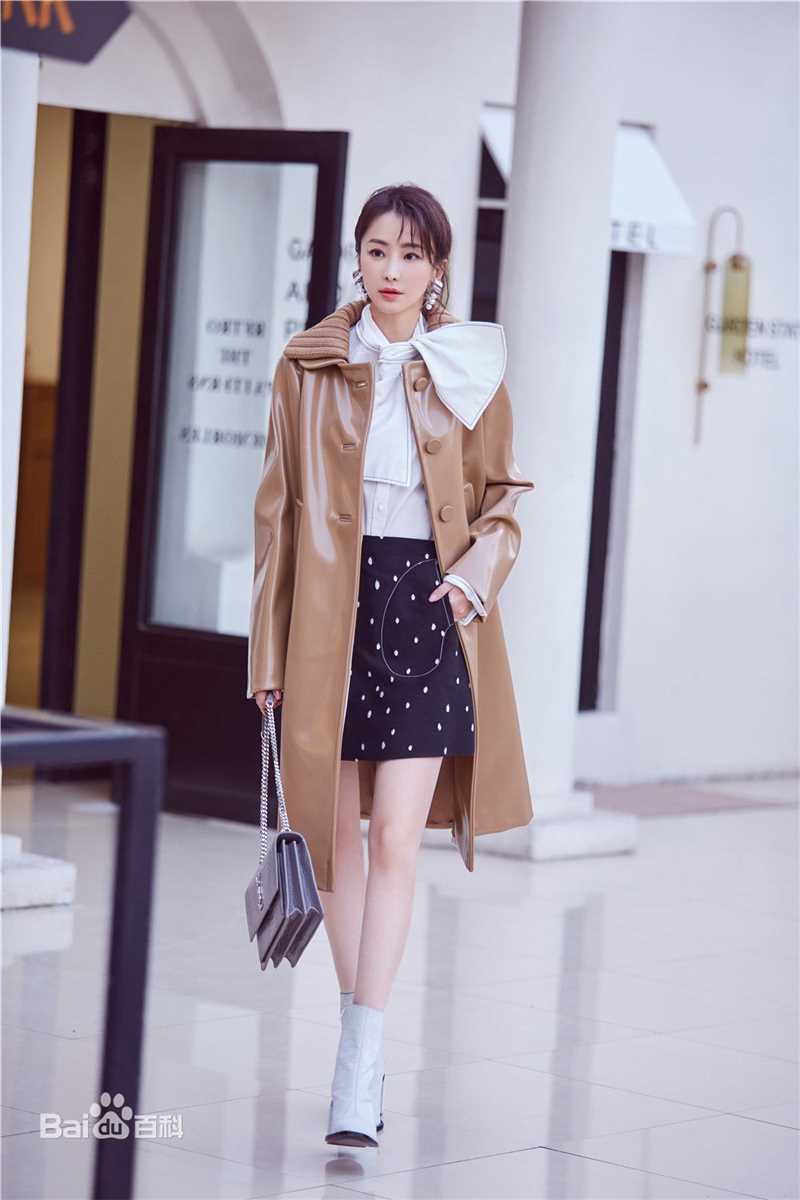 林静街拍前后照片