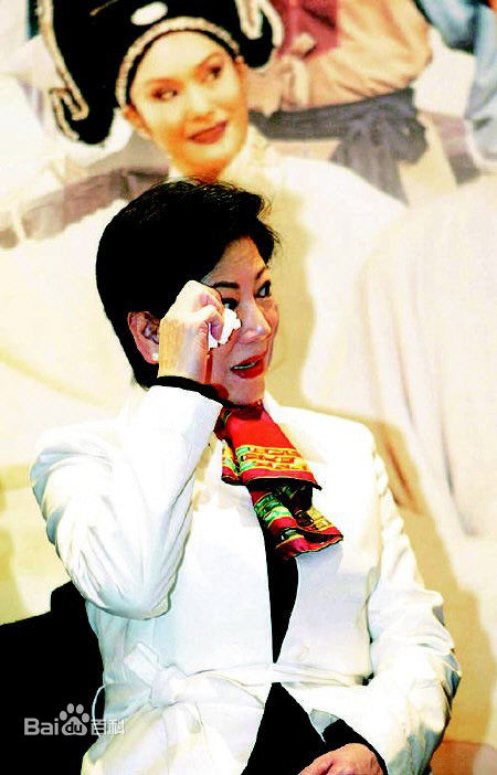 凌波出席活动素颜照相册