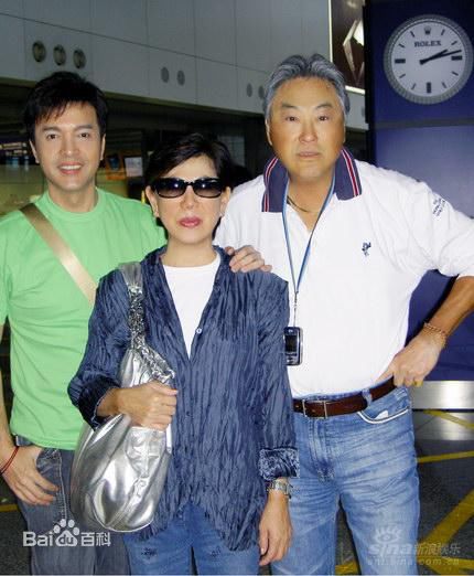 凌波出席活动素颜照相册