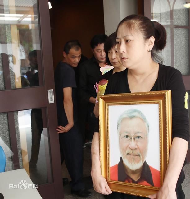 王侠(Wang Hsieh)葬礼素颜照相册