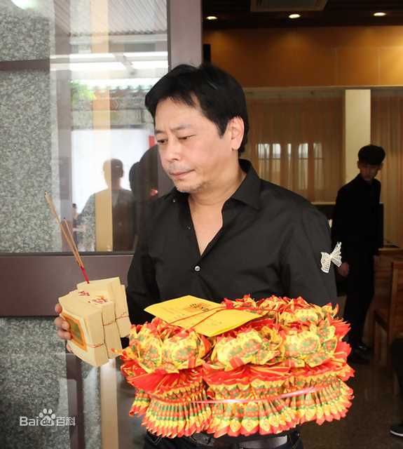 王侠(Wang Hsieh)葬礼素颜照相册