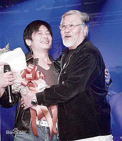 王侠(Wang Hsieh)王杰父子图片图集