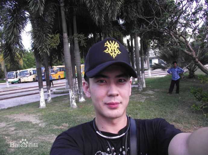 贾宗超(J.C)生活照性感图片壁纸