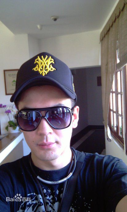 贾宗超(J.C)生活照性感图片壁纸