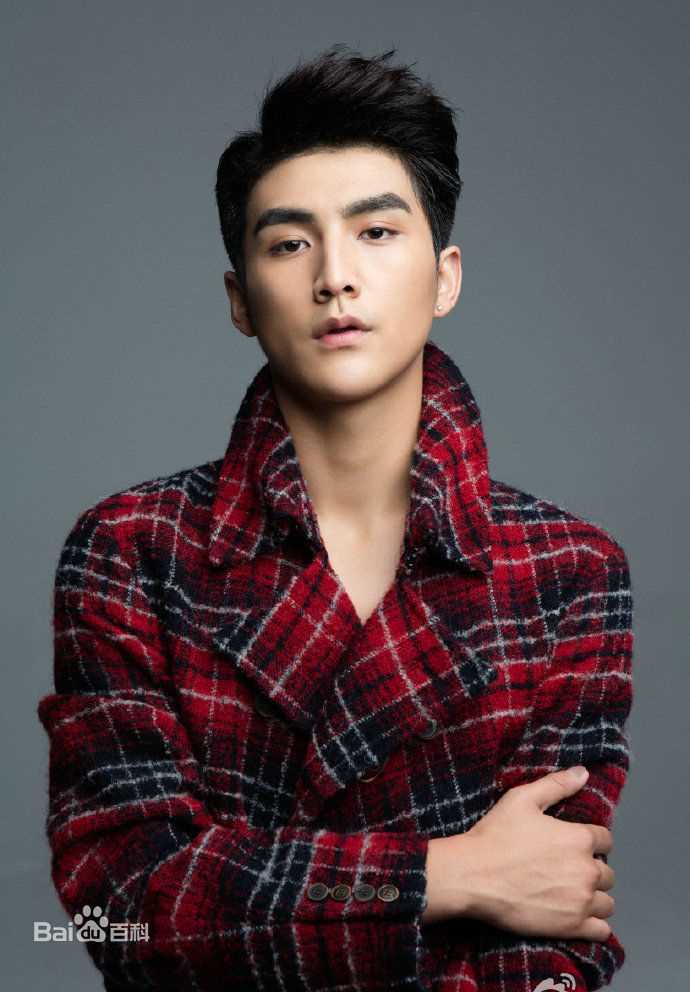 张思帆生活照前后照片