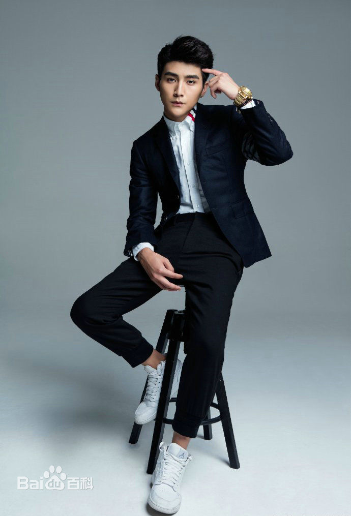 张思帆生活照前后照片