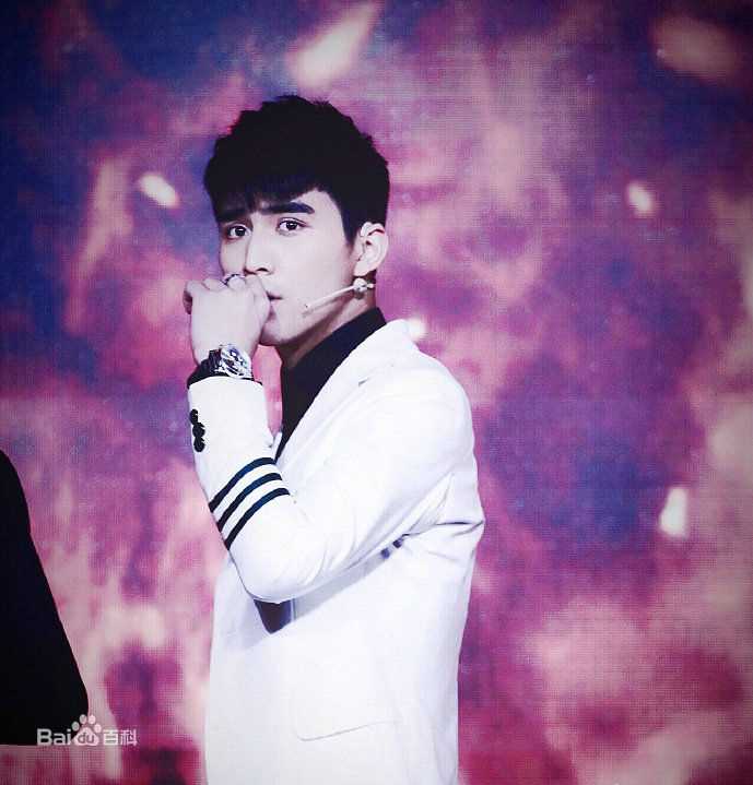 张思帆生活照前后照片