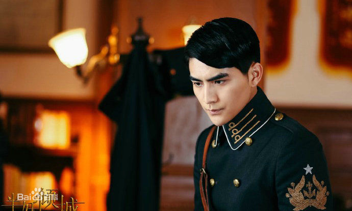 张思帆半妖倾城前后照片