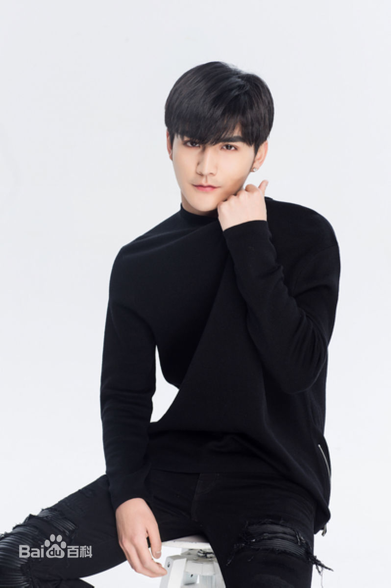 张思帆宣传照前后照片