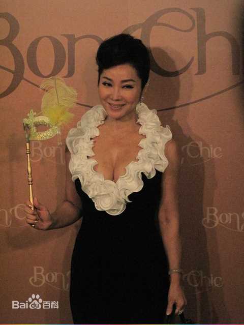 陈美凤(Meifen Chen)出席活动照前后照片