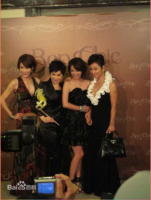 陈美凤(Meifen Chen)出席活动照前后照片