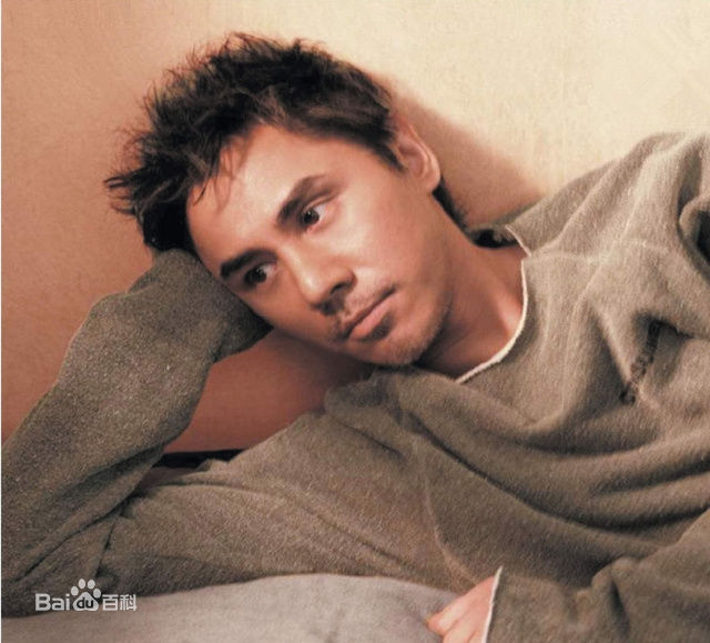 黄凯芹(CHRISTOPHER)前后照片