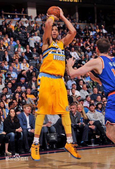 贾维尔·麦基(JaVale McGee)效力掘金素颜照相册