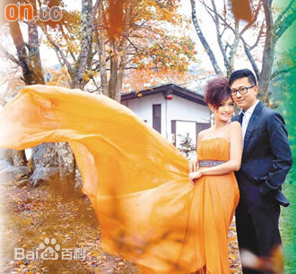 罗敏庄(Lo Man Chong,；Mimi)生活照素颜照壁纸